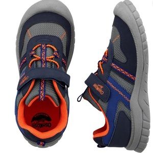 NWOT OshKosh Bump Toe Sneakers
